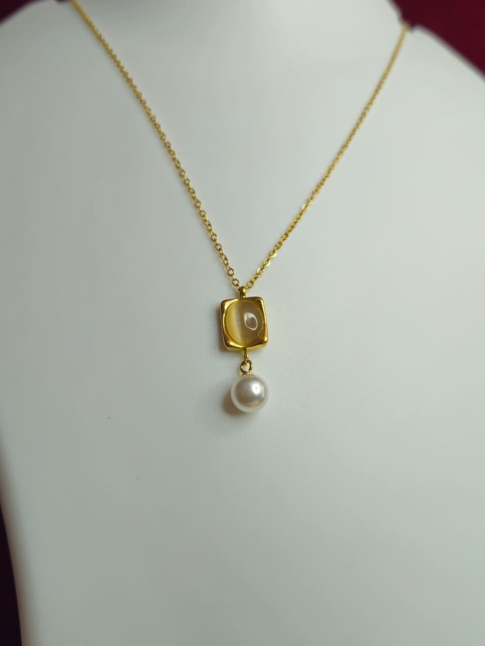Classic Pearl Drop Necklace
