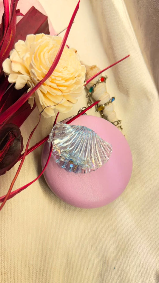 Glow Shell Hair Clips